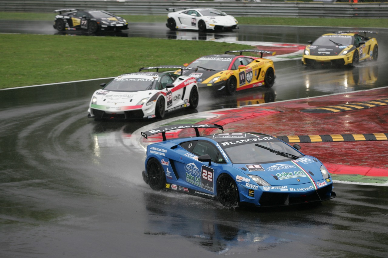 lamborghini_super_trofeo_monza_2012_80.jpg