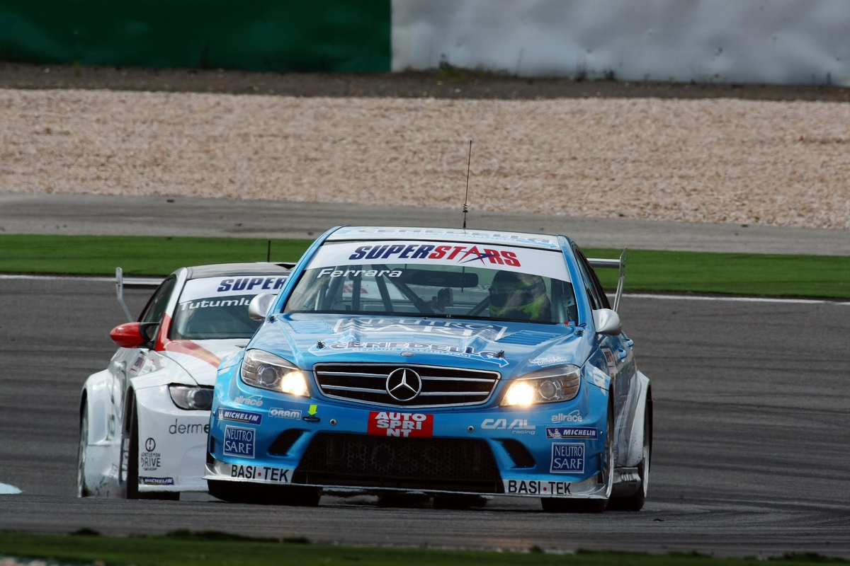 superstars-international-series-portimao-2011-5-17.jpg