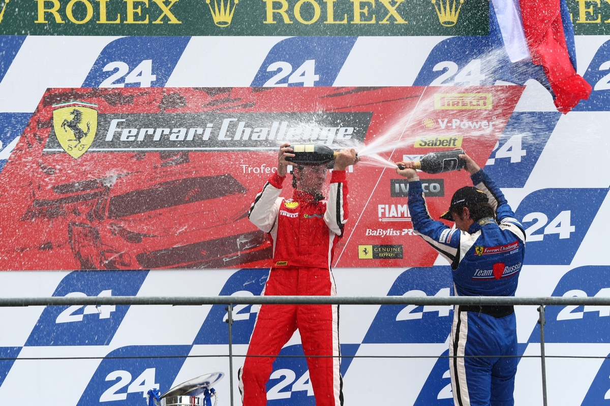 Ferrari Challenge Europe - Le Mans - 2011 - Galleria 2