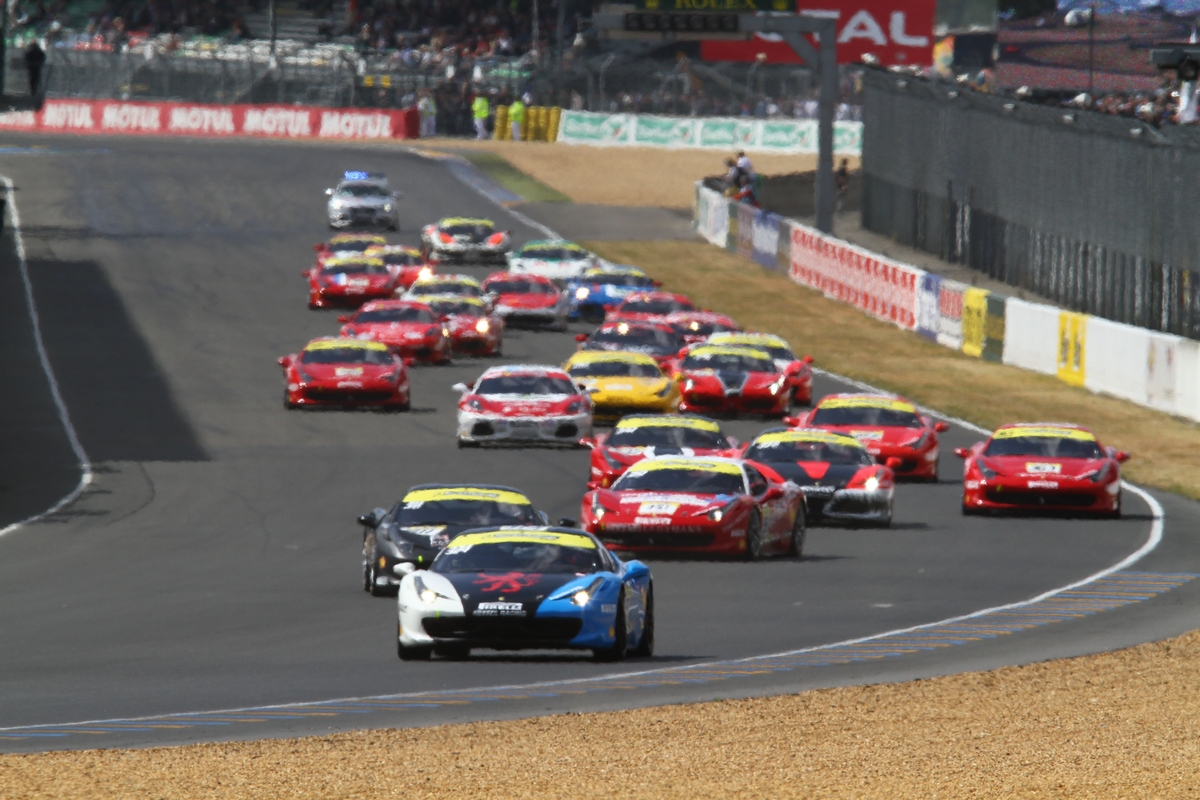 Ferrari Challenge Europe - Le Mans - 2011 - Galleria 2