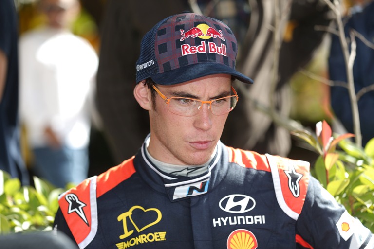 WRC – Neuville: “Sono ancora il riferimento della Hyundai”