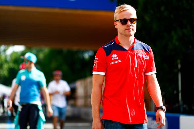 Formula E | Felix Rosenqvist correrà a Riyadh al posto di Pascal Wehrlein