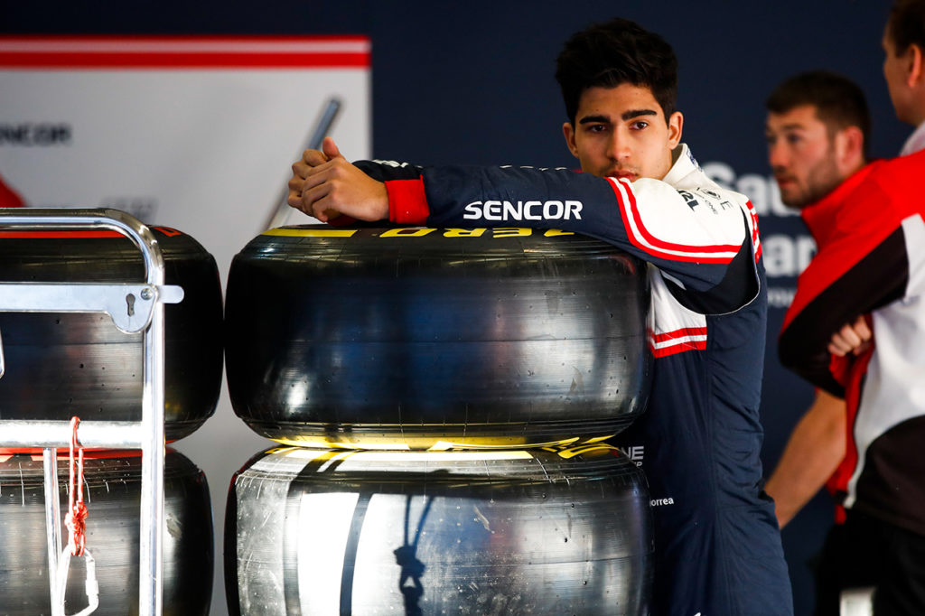 FIA F2 | Correa: improbabile il pieno recupero della gamba destra