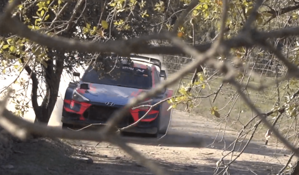 WRC | Test per Sordo in vista del Rally Messico: novità aerodinamiche per la Hyundai i20? [VIDEO]