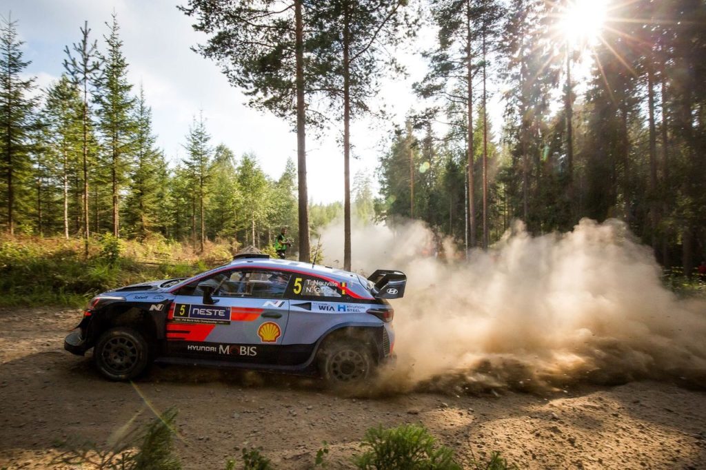 WRC | Hyundai Motorsport, ripresa dei test con brivido: si ribalta Neuville [VIDEO]