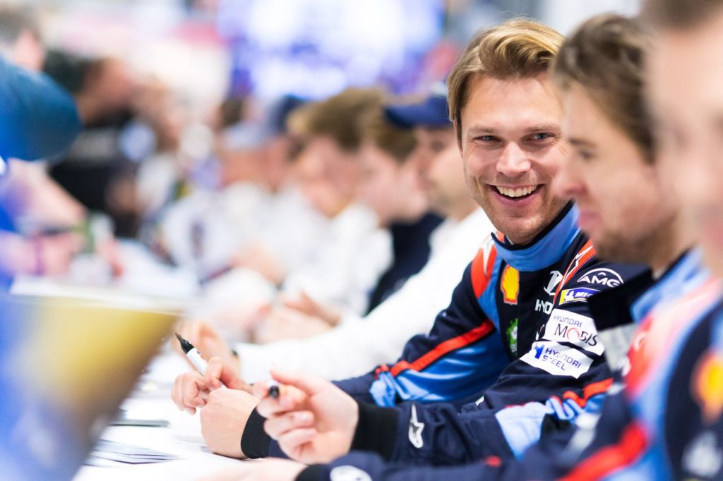 WRC | E Mikkelsen sia: Pirelli ha scelto il suo test driver sulla Citroen C3 WRC [FOTO]