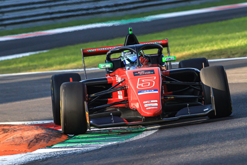 Formula Regional | Monza, Gara 3: secondo centro di Pasma, in ombra Leclerc