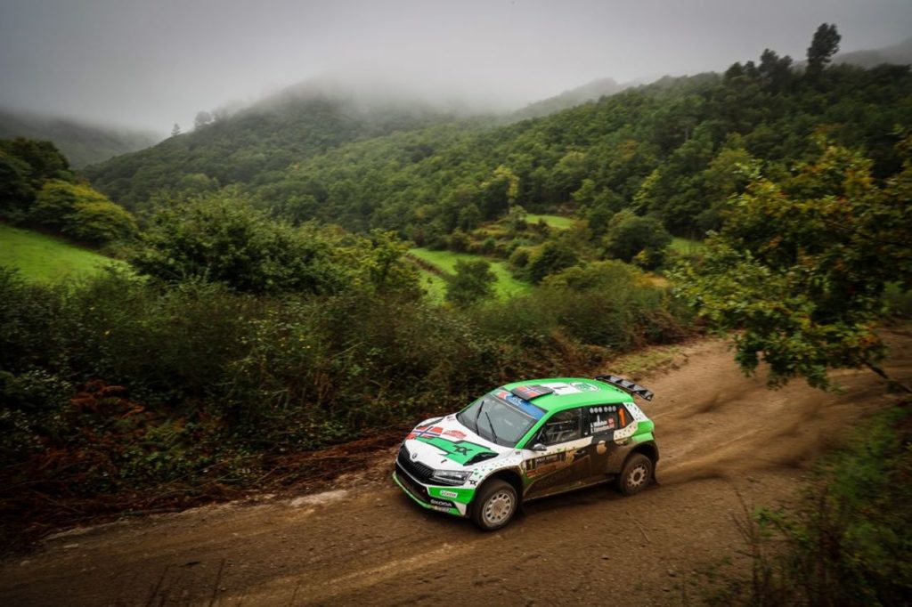 ERC | Rally Serras de Fafe e Felgueiras, prima giornata: Mikkelsen e Lukyanuk lottano per la vittoria