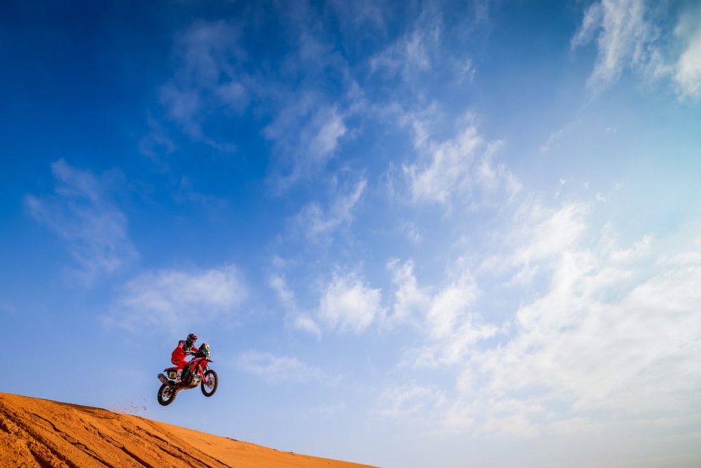 Dakar | Tappa 4 Moto: Barreda da record, 29esima vittoria. Impresa Petrucci: terzo posto