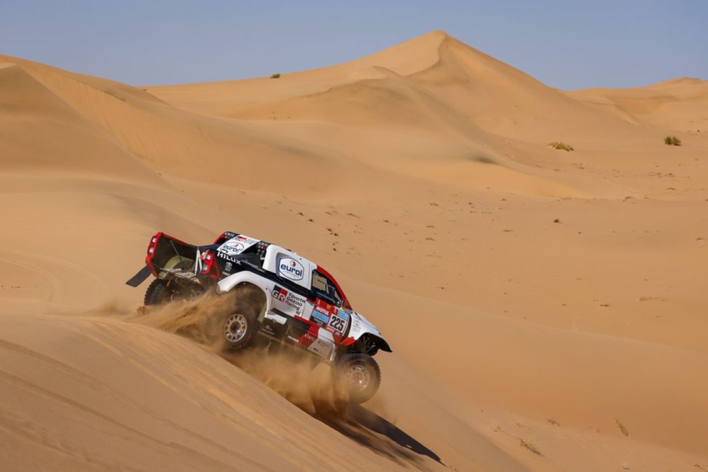 Dakar | Tappa 5 Auto: primo successo per Lategan, Al-Attiyah distaccato ma sempre leader