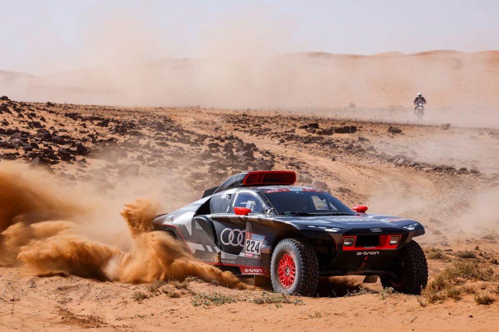 Dakar | Tappa 8 Auto: primo successo per Ekstrom (Audi), Al-Attiyah fora ma resta leader