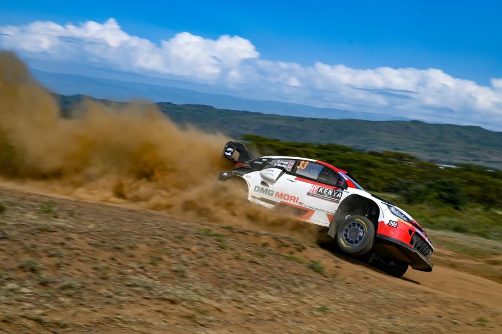 WRC | Safari Rally 2022, la sintesi della prima mattinata: Toyota in testa, fuori Loeb