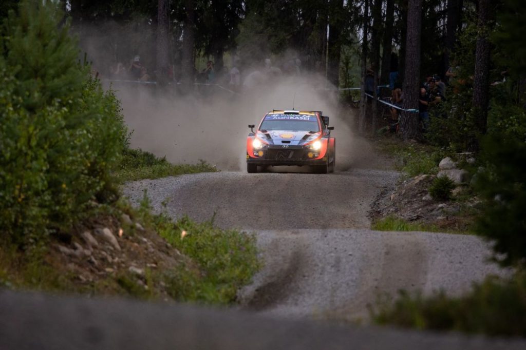 WRC | Rally Finlandia: Tanak chiude la prima giornata in testa, ma Lappi e Rovanpera si avvicinano