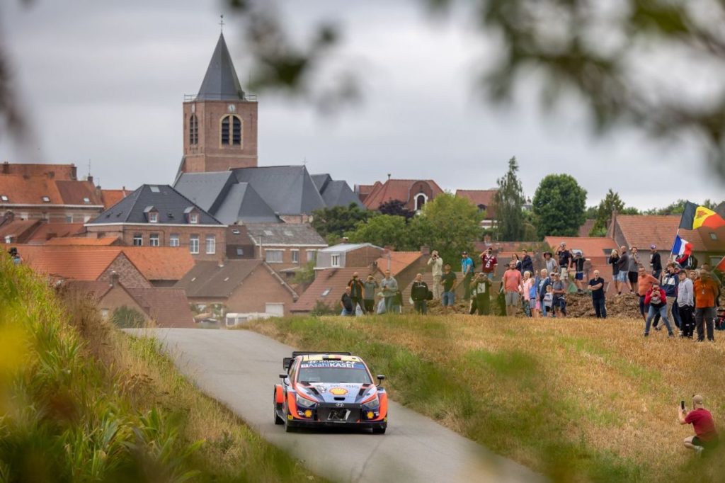 WRC | Ypres Rally 2022, Neuville conquista il comando nella prima giornata